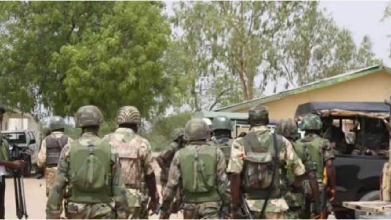 Troops of the Nigerian army