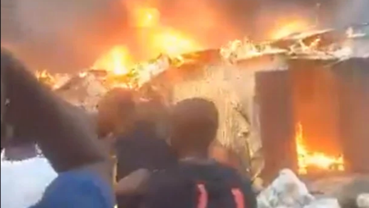Fire Razes Shops in Lagos Market - National News
