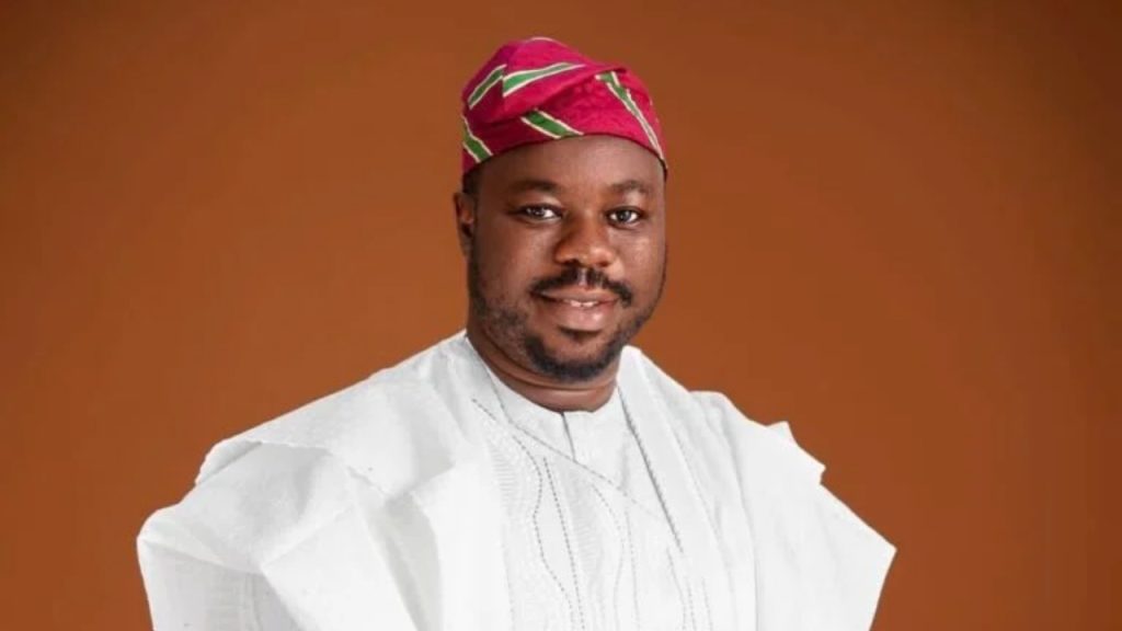 The Chairman of Lagos Island Local Government, Taiwo Oyekan - National News