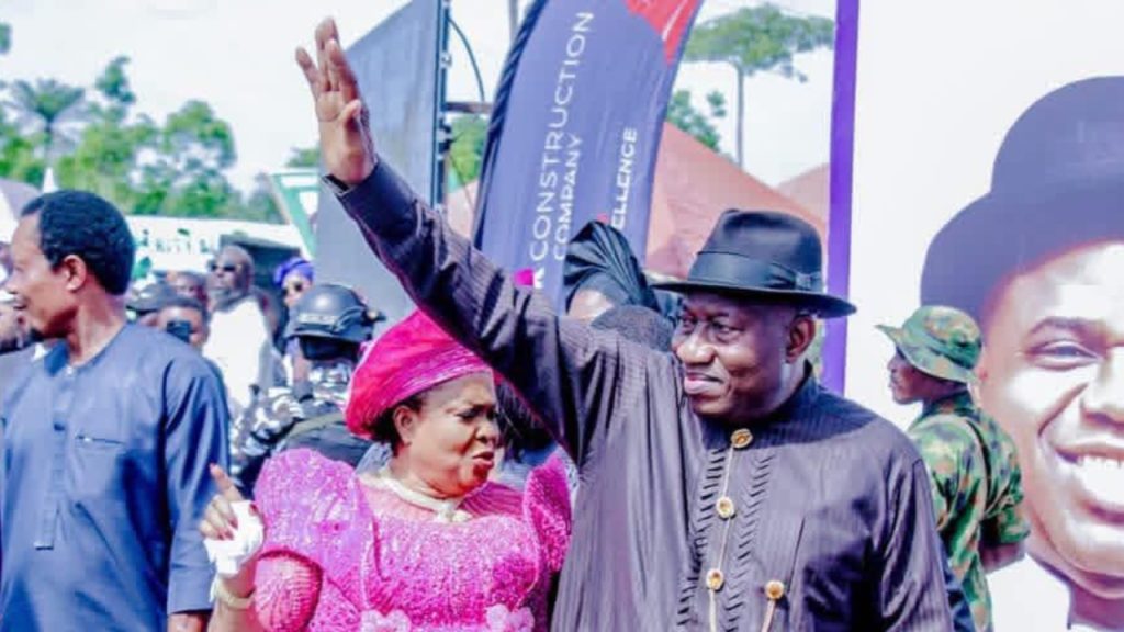 Former President Goodluck Jonathan and wife - National News