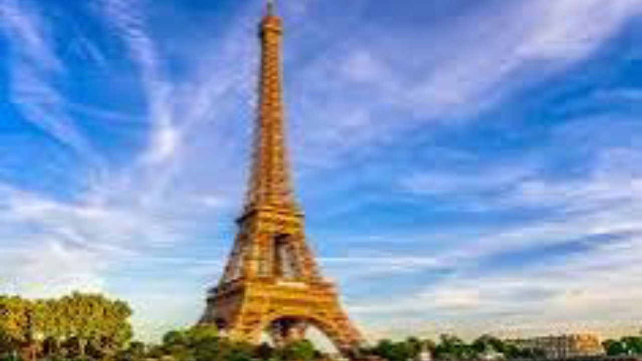 Eiffel Tower - National News