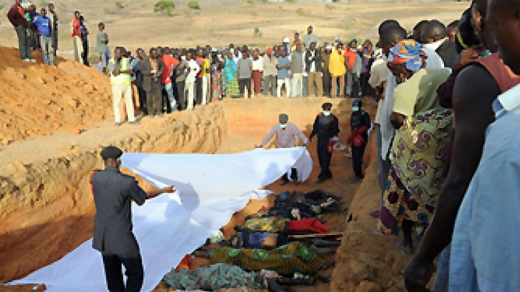 Victims of massacre in northern Nigeria given a mass burial - National News