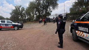Police and emergency responders gathered at Teotihuacán archaeological site near the Pyramid of the Moon after a shooting incident - National News
