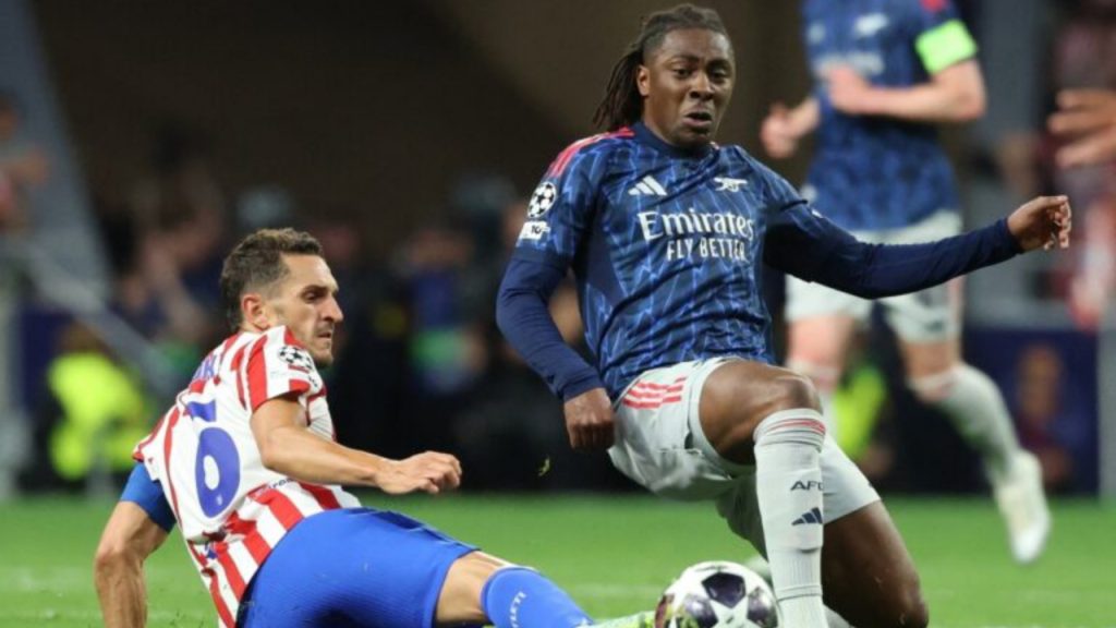 Atletico Madrid's Spanish midfielder #06 Koke and Arsenal's English midfielder #10 Eberechi Eze fight for the ball during the UEFA Champions League semi-final first leg football match between Club Atletico de Madrid and Arsenal at the Metropolitano stadium in Madrid on April 29, 2026 - National News