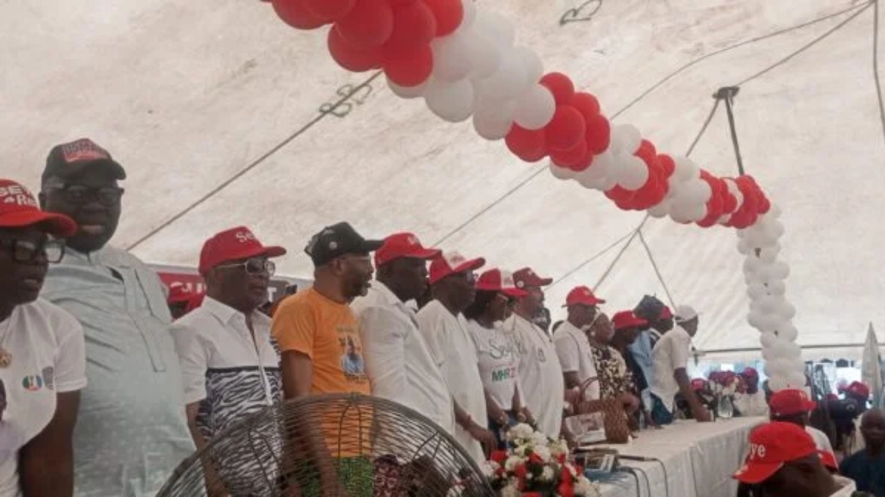 APC leaders at the official declaration of the former APC Spokesman, Mr Seye Oladejo to contest for Mushin Constituency II seat at the House of Representatives in 2027 - National News