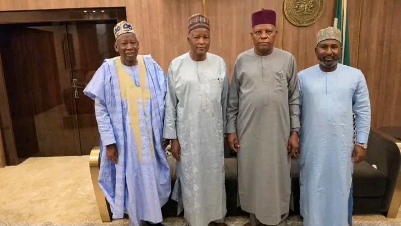 Abdullahi Ganduje, immediate past Minister of State for Housing and Urban Development, Abdullahi Tijjani Muhammad Gwarzo, on Tuesday held a closed-door meeting with Vice President Kashim Shettima in Abuja - National News