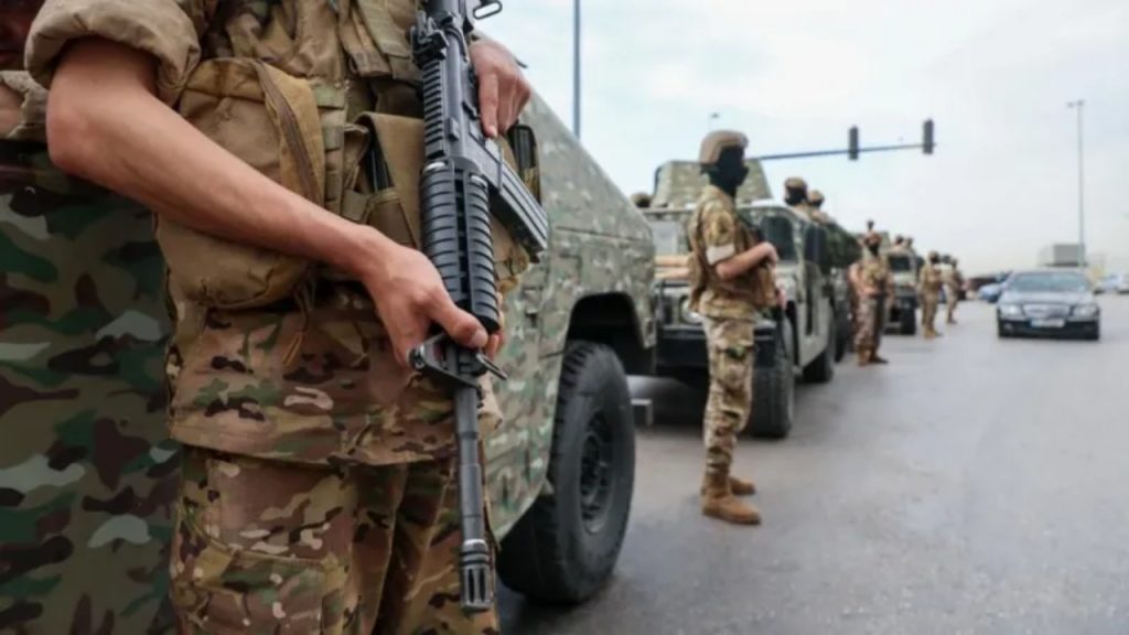 Lebanese army soldiers man a checkpoint in Beirut - National News